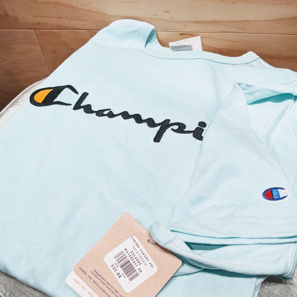 Brand New 2XL Champion Waterfall Heritage Tee